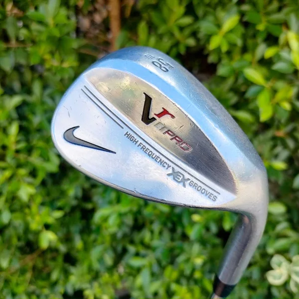 WEDGE NIKE VRHPRO HIGH FREQUENCY X3X GROOVES องศา 58 เบาท์ 10 ก้าน DYNAMIC GOLD S400 หน้าแบบโหดสุดของสุด!! ไม้กอล์ฟมือสอง ของแท้ BY NakaraLuxurious image 2 WEDGE NIKE VRHPRO HIGH FREQUENCY X3X GROOVES องศา 58 เบาท์ 10 ก้าน DYNAMIC GOLD S400 หน้าแบบโหดสุดของสุด!! ไม้กอล์ฟมือสอง ของแท้ BY NakaraLuxurious image 2