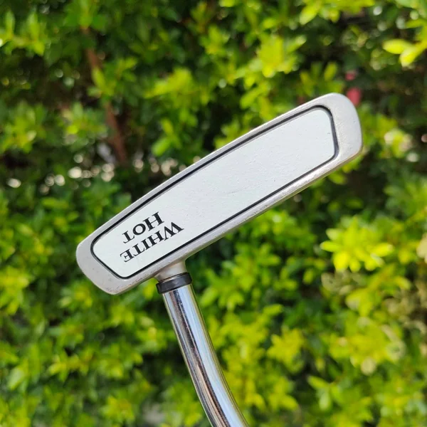 PUTTER ODYSSEY WHITE HOT #5 ความยาว 34 นิ้ว ให้ฟีลลิ่งที่นุ่มมากๆ ทรงมอลเล็ต ชดเชยความผิดพลาดได้สูง และมีขีดเล็งง่ายมาก แม่นยำ สภาพสวยกริพเดิม!! ไม้กอล์ฟมือสอง ของแท้ BY NakaraLuxurious image 3 PUTTER ODYSSEY WHITE HOT #5 ความยาว 34 นิ้ว ให้ฟีลลิ่งที่นุ่มมากๆ ทรงมอลเล็ต ชดเชยความผิดพลาดได้สูง และมีขีดเล็งง่ายมาก แม่นยำ สภาพสวยกริพเดิม!! ไม้กอล์ฟมือสอง ของแท้ BY NakaraLuxurious image 3