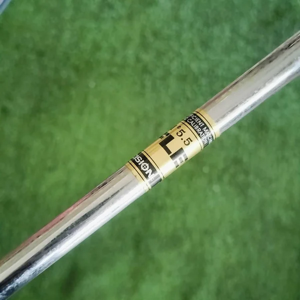 เหล็ก 5 MAXFLI REVOLUTION ก้าน RIFLE 5.5 ก้านดีมาก แม่นยำมาก ไม้กอล์ฟพรีเมี่ยมมือสอง ของแท้ By NakaraLuxurious image 6 เหล็ก 5 MAXFLI REVOLUTION ก้าน RIFLE 5.5 ก้านดีมาก แม่นยำมาก ไม้กอล์ฟพรีเมี่ยมมือสอง ของแท้ By NakaraLuxurious image 6