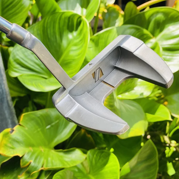 PUTTER VOLTIO KABUTO พัตเตอร์ไฮเอนด์จาก Katana Golf Japan Spec งานพรีเมียมสุดนิ่ง! image 4 PUTTER VOLTIO KABUTO พัตเตอร์ไฮเอนด์จาก Katana Golf Japan Spec งานพรีเมียมสุดนิ่ง! image 4