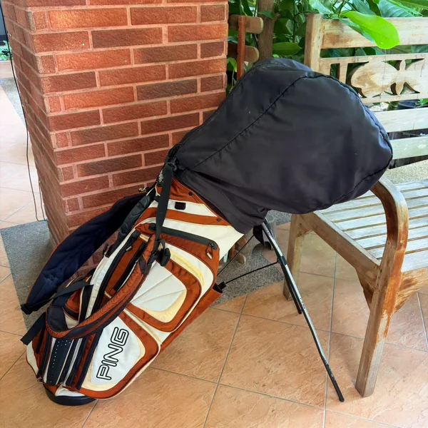  ชุดไม้กอล์ฟ PING G10 ครบเซตพรีเมียม พร้อมถุงกอล์ฟขาตั้ง PING คู่ตัว สภาพสวยพร้อมสู้ทุกสนาม!   image 22