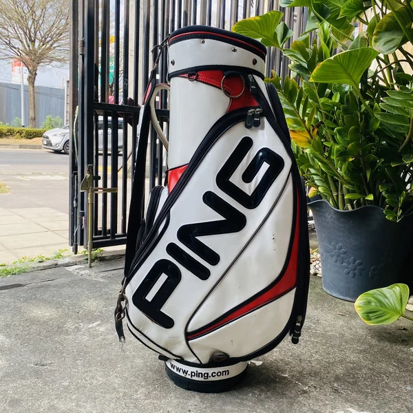 PING Tour-style Golf Bag⛳ถุงกอล์ฟใบใหญ่งานโปรจากPING🇺🇸ใส่ไม้ครบแม้สายสะพายขาดแกะเปลี่ยนใหม่ได้🔄✨ image 1 PING Tour-style Golf Bag⛳ถุงกอล์ฟใบใหญ่งานโปรจากPING🇺🇸ใส่ไม้ครบแม้สายสะพายขาดแกะเปลี่ยนใหม่ได้🔄✨ image 1