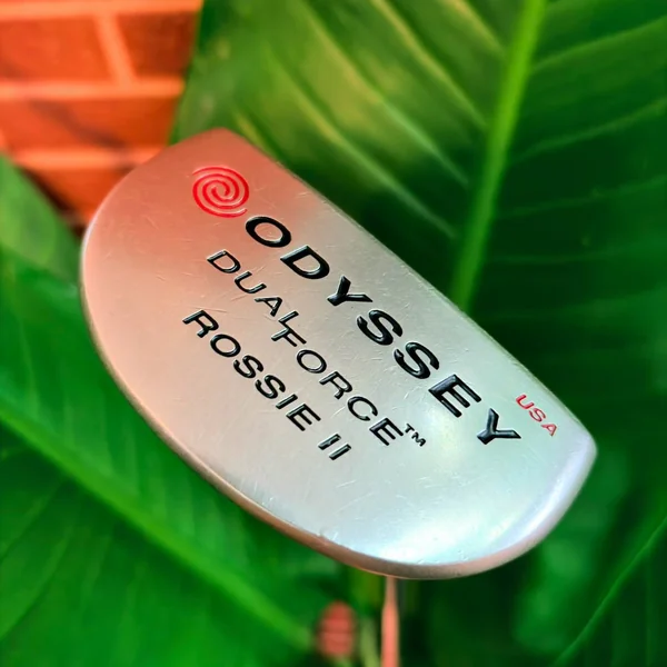 Putter Odyssey Dual Force Rossie II ควบคุมทุกไลน์บนกรีนด้วยพัตเตอร์ทรงมอลเล็ทยอดนิยมระดับขึ้นหิ้ง image 2 Putter Odyssey Dual Force Rossie II ควบคุมทุกไลน์บนกรีนด้วยพัตเตอร์ทรงมอลเล็ทยอดนิยมระดับขึ้นหิ้ง image 2