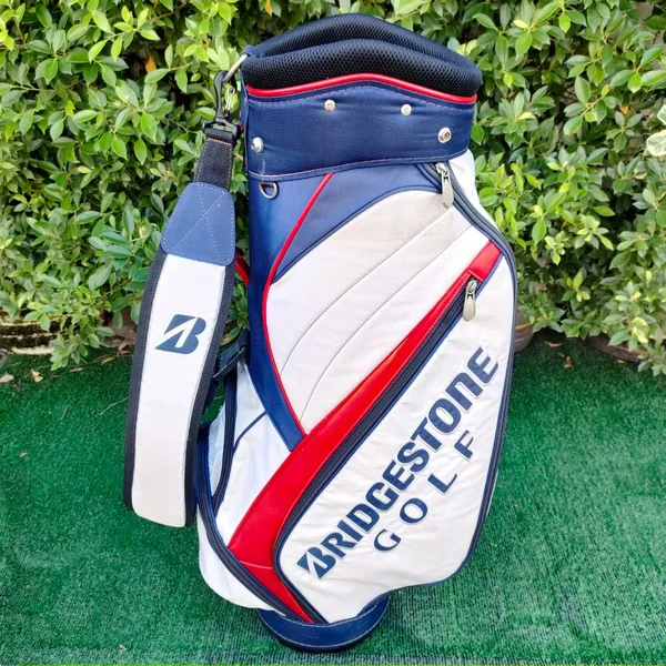 ถุงกอล์ฟ BRIDGESTONE GOLF ของแท้ มือสอง **เเป๊ก COVER หลุด 1 จุด** สภาพสมบูรณ์พร้อมใช้งาน ลายสวย ขนาดกำลังดี มีน้ำหนักเบา!! ไม้กอล์ฟมือสอง ของแท้ BY NakaraLuxurious image 5 ถุงกอล์ฟ BRIDGESTONE GOLF ของแท้ มือสอง **เเป๊ก COVER หลุด 1 จุด** สภาพสมบูรณ์พร้อมใช้งาน ลายสวย ขนาดกำลังดี มีน้ำหนักเบา!! ไม้กอล์ฟมือสอง ของแท้ BY NakaraLuxurious image 5
