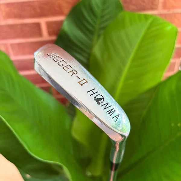 CHIPPER HONMA JIGGER-II อาวุธลับโกงความตาย ล็อกเป้าหมายแม่นยำตัดปัญหาชิพฉึกชิพท็อปข้างกรีน! image 1 CHIPPER HONMA JIGGER-II อาวุธลับโกงความตาย ล็อกเป้าหมายแม่นยำตัดปัญหาชิพฉึกชิพท็อปข้างกรีน! image 1