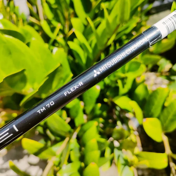  UT Taylormade STEALTH PLUS RESCUE 4 องศา 22 ก้าน TENSEI FLEX R มี COVER เดิมสวยๆเลยค่ะ ไขปรับคอได้ SPEED POCKET เด้งมาก กระดองเคฟล่า หน้า FORGED TWIST FACE ตีโดนได้ ทั่วทั้งหน้าไม้ ไม้กอล์ฟพรีเมี่ยมมือสอง ของแท้ By NakaraLuxurious   image 8