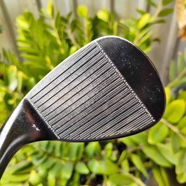WEDGE CLEVELAND RTX 588 องศา 56 BOUNCE 08 ก้าน DYNAMIC GOLD S200 หน้า ROTEX 2.0 คมๆจัดๆ ร่องสี่เหลี่ยม ไม้กอล์ฟมือสอง ของแท้ BY NakaraLuxurious image 3 WEDGE CLEVELAND RTX 588 องศา 56 BOUNCE 08 ก้าน DYNAMIC GOLD S200 หน้า ROTEX 2.0 คมๆจัดๆ ร่องสี่เหลี่ยม ไม้กอล์ฟมือสอง ของแท้ BY NakaraLuxurious image 3