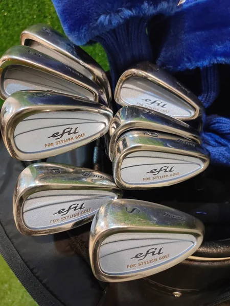 ไม้กอล์ฟครบชุดสำหรับผู้หญิง MIZUNO EFIL พร้อมถุงกอล์ฟ image 4 ไม้กอล์ฟครบชุดสำหรับผู้หญิง MIZUNO EFIL พร้อมถุงกอล์ฟ image 4