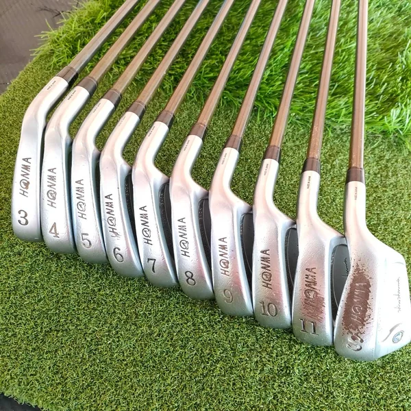 ชุดเหล็ก HONMA NEW-LB300 CAVITY BACK มีเหล็ก 3-11 SW ชุดใหญ่ ได้ทั้งหมด 10 ชิ้น *** ก้านพรีเมี่ยมระดับ 3 ดาว *** สุดยอดก้านครับ SUPER LIGHT TITANIUM CARBON FLEX R ตีง่าย และตีดีมากๆ ก้านดีมาก พรีเมี่ยม JAPAN image 5 ชุดเหล็ก HONMA NEW-LB300 CAVITY BACK มีเหล็ก 3-11 SW ชุดใหญ่ ได้ทั้งหมด 10 ชิ้น *** ก้านพรีเมี่ยมระดับ 3 ดาว *** สุดยอดก้านครับ SUPER LIGHT TITANIUM CARBON FLEX R ตีง่าย และตีดีมากๆ ก้านดีมาก พรีเมี่ยม JAPAN image 5