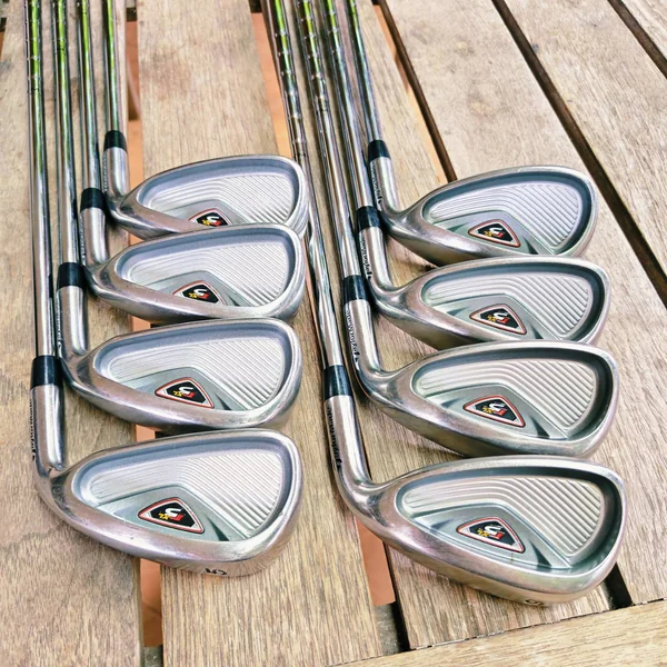 IRON SET TaylorMade r5XL ชุดเหล็กพิมพ์นิยมในตำนาน ตีง่ายหน้าเด้ง ชดเชยความผิดพลาดสูง image 4 IRON SET TaylorMade r5XL ชุดเหล็กพิมพ์นิยมในตำนาน ตีง่ายหน้าเด้ง ชดเชยความผิดพลาดสูง image 4