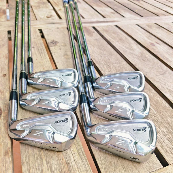 IRON SET SRIXON Z725 FORGED Laser Milling** เทคโนโลยีเพิ่มความหยาบและแรงเสียดทานบนหน้าไม้ image 2 IRON SET SRIXON Z725 FORGED Laser Milling** เทคโนโลยีเพิ่มความหยาบและแรงเสียดทานบนหน้าไม้ image 2