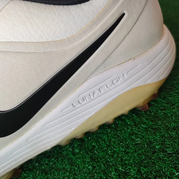  รองเท้ากอล์ฟ NIKE LUNARLON มือสอง ปุ่มหมุน BOA ใส่เข้าออกได้อย่างสะดวก ขนาดไชส์ US10W UK9 EUR44 CM 28 สภาพใหม่มาก!! มือสอง ของแท้ BY NakaraLuxurious   image 5