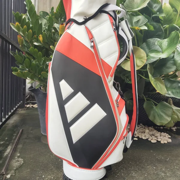  ถุงกอล์ฟมือสอง ของแท้ สภาพสวยเดิม Adidas Men's Performance Logo Golf Caddie Bag NMH90 เป็นถุงกอล์ฟรุ่นพรีเมียมจาก Adidas   image 8