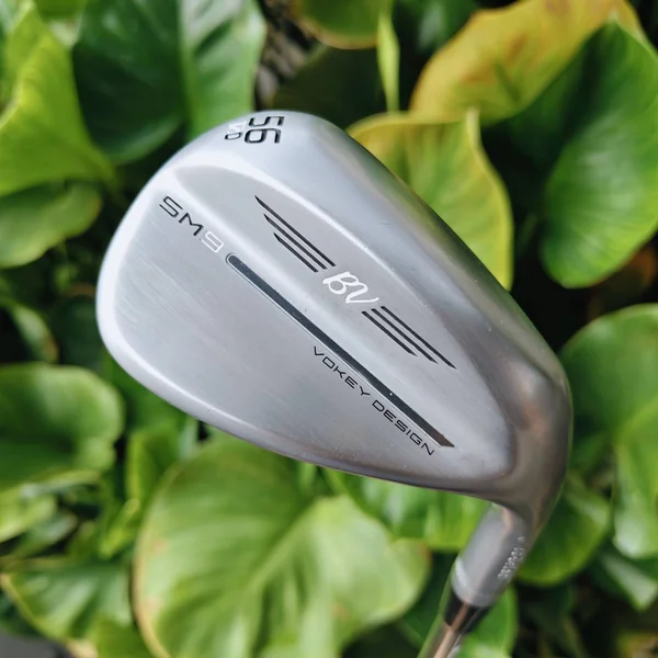 WEDGE Titleist Vokey SM9 56° | Bounce 12° | D Grind เหมาะสำหรับนักกอล์ฟที่มี AttackAngle ค่อนข้างชัน image 2 WEDGE Titleist Vokey SM9 56° | Bounce 12° | D Grind เหมาะสำหรับนักกอล์ฟที่มี AttackAngle ค่อนข้างชัน image 2