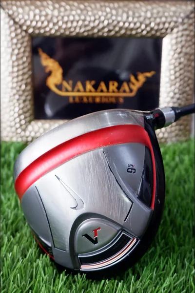DRIVER NIKE VICTORY RED STR8-FIT TOUR 9.5 image 1 DRIVER NIKE VICTORY RED STR8-FIT TOUR 9.5 image 1