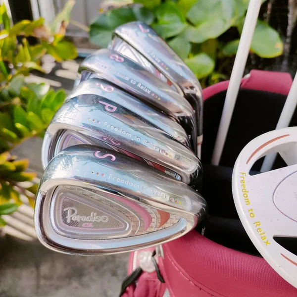 ไม้กอล์ฟครบชุดสำหรับผู้หญิง BRIDGESTONE PARADISO CL ชุดสุดพรีเมี่ยมจากประเทศญี่ปุ่น สำหรับคุณผู้หญิงที่อยากได้ไม้กอล์ฟ สไตล์พรีเมี่ยม น้ำหนักเบาสบาย และช่วยให้ท่านนักกอล์ฟตีไกลขึ้น และตีโดนอย่างง่ายมากๆ เลยค่ะ image 6 ไม้กอล์ฟครบชุดสำหรับผู้หญิง BRIDGESTONE PARADISO CL ชุดสุดพรีเมี่ยมจากประเทศญี่ปุ่น สำหรับคุณผู้หญิงที่อยากได้ไม้กอล์ฟ สไตล์พรีเมี่ยม น้ำหนักเบาสบาย และช่วยให้ท่านนักกอล์ฟตีไกลขึ้น และตีโดนอย่างง่ายมากๆ เลยค่ะ image 6