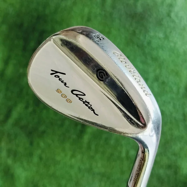 WEDGE CLEVELAND TOUR ACTION 900 FROM FORGED ฟีลลิ่ง ดีมากๆ องศา 56 ก้าน เดิม กริพเดิม WEDGE FLEX ไม้กอล์ฟพรีเมี่ยมมือสอง ของแท้ By NakaraLuxurious image 2 WEDGE CLEVELAND TOUR ACTION 900 FROM FORGED ฟีลลิ่ง ดีมากๆ องศา 56 ก้าน เดิม กริพเดิม WEDGE FLEX ไม้กอล์ฟพรีเมี่ยมมือสอง ของแท้ By NakaraLuxurious image 2