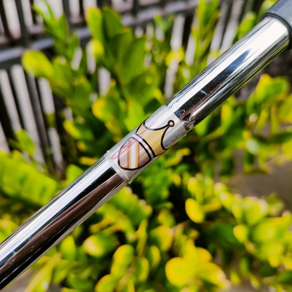 Scotty Cameron PRO PLATINUM NEWPORT MIL-SPEC ออกแบบให้พอดีกับนักกอล์ฟได้มากที่สุดโดยไม่ต้องไปที่สตูดิโอของ Scotty ไม้กอล์ฟพรีเมี่ยมมือสอง ของแท้ By NakaraLuxurious image 5 Scotty Cameron PRO PLATINUM NEWPORT MIL-SPEC ออกแบบให้พอดีกับนักกอล์ฟได้มากที่สุดโดยไม่ต้องไปที่สตูดิโอของ Scotty ไม้กอล์ฟพรีเมี่ยมมือสอง ของแท้ By NakaraLuxurious image 5