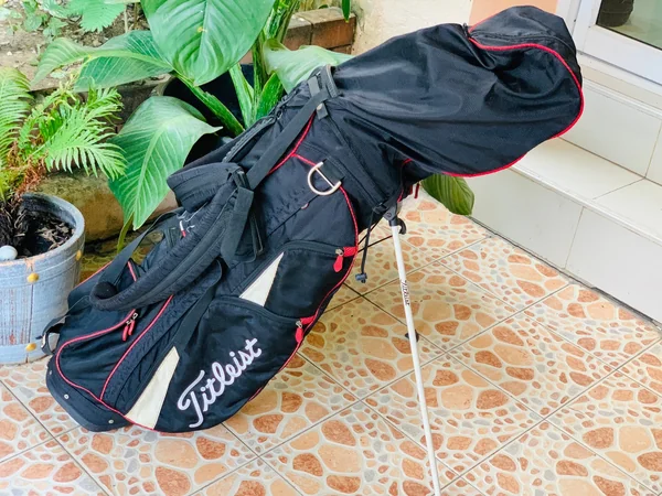 ถุงกอล์ฟขาตั้ง Titleist พิเศษ!!! รุ่น 14 ช่อง image 5 ถุงกอล์ฟขาตั้ง Titleist พิเศษ!!! รุ่น 14 ช่อง image 5