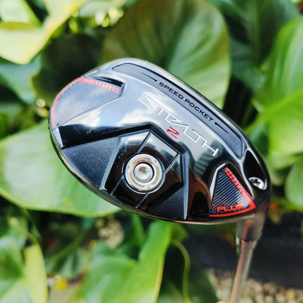 U4 Taylormade stealth 2 PLUS องศา 22 ก้าน DIMANA FLEX R พลังในการตีลูกลอย และตกหยุดบนกรีน ไม้กอล์ฟพรีเมี่ยมมือสอง ของแท้ By NakaraLuxurious image 1 U4 Taylormade stealth 2 PLUS องศา 22 ก้าน DIMANA FLEX R พลังในการตีลูกลอย และตกหยุดบนกรีน ไม้กอล์ฟพรีเมี่ยมมือสอง ของแท้ By NakaraLuxurious image 1