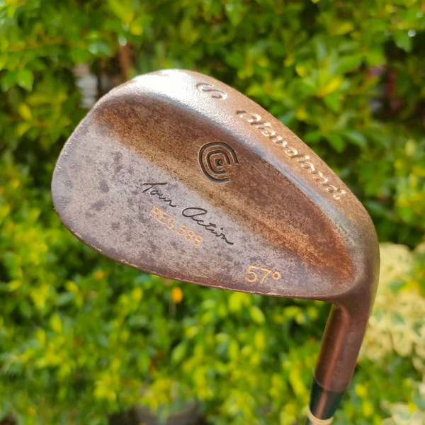 WEDGE CLEVELAND REG 588 รุ่นสนิม องศา 57 ก้าน PRECISION FCM 6.0 FLEX WEDGE เนื้อแท้ไม่เคลือบเป็นรุ่นที่ดังที่สุด!! ดีที่สุด!! สปินจัดออกแบบได้ลงตัวที่สุด!! ไม้กอล์ฟมือสอง ของแท้ BY NakaraLuxurious image 2 WEDGE CLEVELAND REG 588 รุ่นสนิม องศา 57 ก้าน PRECISION FCM 6.0 FLEX WEDGE เนื้อแท้ไม่เคลือบเป็นรุ่นที่ดังที่สุด!! ดีที่สุด!! สปินจัดออกแบบได้ลงตัวที่สุด!! ไม้กอล์ฟมือสอง ของแท้ BY NakaraLuxurious image 2