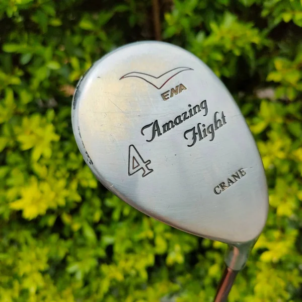  **ไม้กอล์ฟสำหรับผู้หญิง** HYBRID 4 ENA AMAZING FLIGHT ก้าน ENA FLEX L ** มีสีลอก ** เช็คแตกเช็คบุบ รับประกันคุณภาพ ไม้กอล์ฟมือสอง ของแท้ BY NakaraLuxurious   image 1