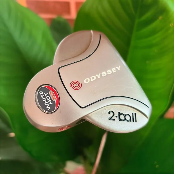 PUTTER: Odyssey White Hot XG 2-Ball ที่สุดของพัตเตอร์ทรงมัลเล็ทระดับปฏิวัติวงการ image 1 PUTTER: Odyssey White Hot XG 2-Ball ที่สุดของพัตเตอร์ทรงมัลเล็ทระดับปฏิวัติวงการ image 1
