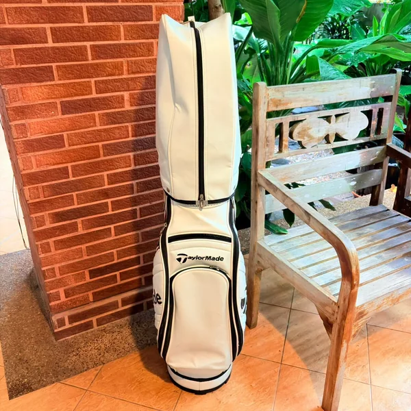  Golf Bag TaylorMade Caddie Bag [Premium Sports Design - White/Black] หล่อเข้ม เรียบหรูสไตล์สปอร์ต   image 2
