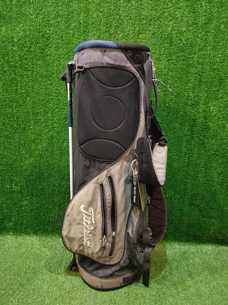 ถุงกอล์ฟ Titleist ขาตั้ง image 4 ถุงกอล์ฟ Titleist ขาตั้ง image 4