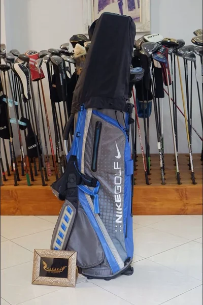 ถุงกอล์ฟ NIKE GOLF STAND BAG มือสอง สภาพดี image 1 ถุงกอล์ฟ NIKE GOLF STAND BAG มือสอง สภาพดี image 1