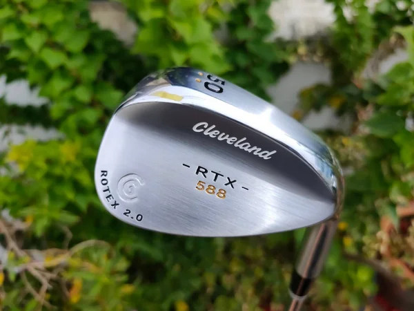 Cleveland RTX 588 Rotex 2.0 องศา 50 สองจุด ก้าน DG WEDGE image 1 Cleveland RTX 588 Rotex 2.0 องศา 50 สองจุด ก้าน DG WEDGE image 1