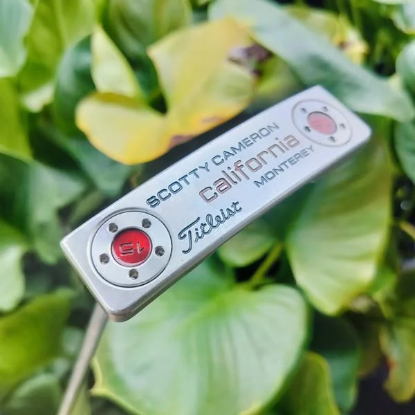 **ไม้กอล์ฟมือซ้าย**ลดราคาพิเศษ!!! TITLEIST SCOTTY CAMERON CALIFORNIA MONTEREY ความยาว 34 นิ้ว สภาพสวยเดิมทุกอย่างงามมาก มี COVER ไม้กอล์ฟพรีเมี่ยมมือสอง ของแท้ By NakaraLuxurious image 1 **ไม้กอล์ฟมือซ้าย**ลดราคาพิเศษ!!! TITLEIST SCOTTY CAMERON CALIFORNIA MONTEREY ความยาว 34 นิ้ว สภาพสวยเดิมทุกอย่างงามมาก มี COVER ไม้กอล์ฟพรีเมี่ยมมือสอง ของแท้ By NakaraLuxurious image 1