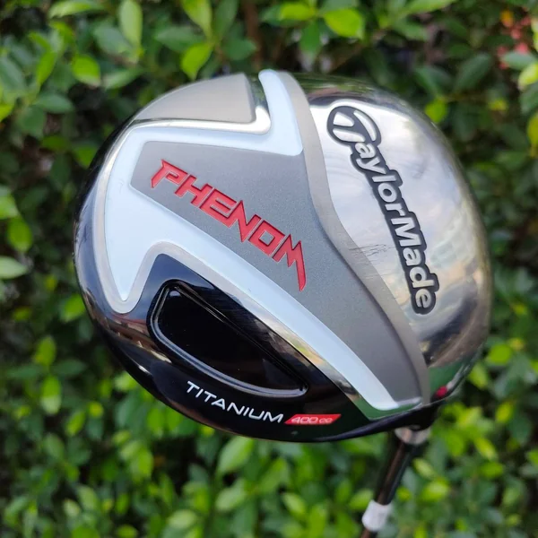 **ไม้กอล์ฟครบชุดสำหรับเด็ก** TAYLORMADE PHENOM พร้อมถุงกอล์ขาตั้ง สภาพสวยนางฟ้าสุดๆ สำหรับน้องที่อายุ 9 - 12 ขวบ image 8 **ไม้กอล์ฟครบชุดสำหรับเด็ก** TAYLORMADE PHENOM พร้อมถุงกอล์ขาตั้ง สภาพสวยนางฟ้าสุดๆ สำหรับน้องที่อายุ 9 - 12 ขวบ image 8