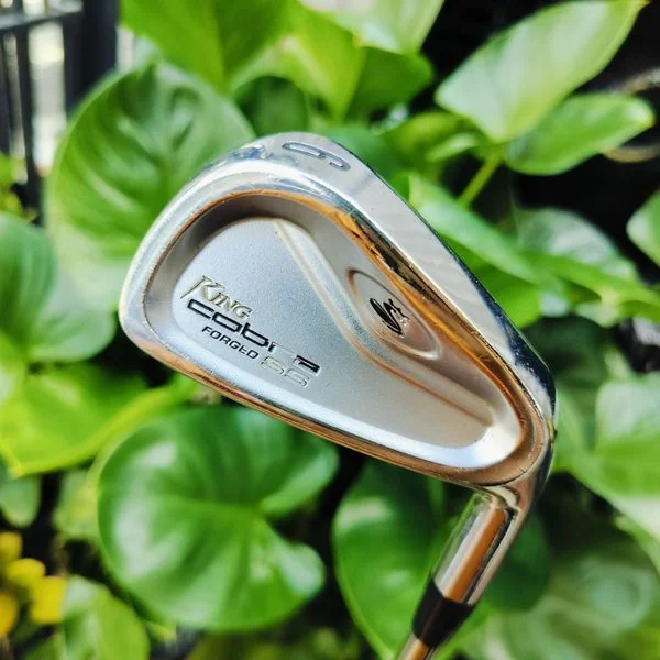 เหล็ก 6 KING COBRA FORGED SS ก้าน DYNAMIC GOLD S300 แม่นยำเป้าหมาย ใบ FORGED พรีเมี่ยม ไม้กอล์ฟพรีเมี่ยมมือสอง ของแท้ By NakaraLuxurious image 1 เหล็ก 6 KING COBRA FORGED SS ก้าน DYNAMIC GOLD S300 แม่นยำเป้าหมาย ใบ FORGED พรีเมี่ยม ไม้กอล์ฟพรีเมี่ยมมือสอง ของแท้ By NakaraLuxurious image 1