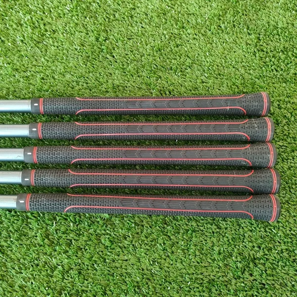 ชุดเหล็ก CALLAWAY HAWK EYE มีเหล็ก 3 5 7 9 เเละ PW ก้าน HAWK EYE FLEX R image 6 ชุดเหล็ก CALLAWAY HAWK EYE มีเหล็ก 3 5 7 9 เเละ PW ก้าน HAWK EYE FLEX R image 6