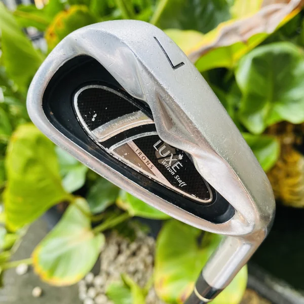 * ไม้กอล์ฟผู้หญิง * 🏌️♀️ เหล็ก 7 WILSON STAFF LUXE FLEX L น้ำหนักเบาสำหรับสุภาพสตรี Loft มาตรฐาน image 1 * ไม้กอล์ฟผู้หญิง * 🏌️♀️ เหล็ก 7 WILSON STAFF LUXE FLEX L น้ำหนักเบาสำหรับสุภาพสตรี Loft มาตรฐาน image 1