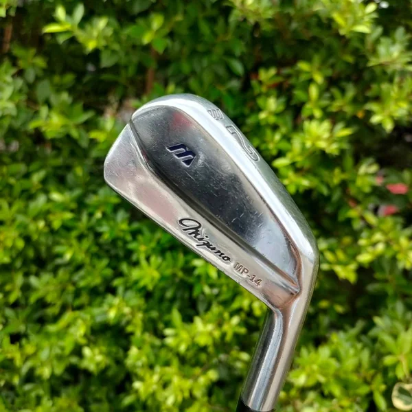เหล็ก2 MIZUNO MP-14 ก้าน DYNAMIC GOLD R300 เหล็ก FORGED พรีเมี่ยมญี่ปุ่นแท้ๆ สำหรับคนที่ตีแม่น อยากยิงไกล และไม่ต้องการใช้ไฮบริด!!! ไม้กอล์ฟมือสอง ของแท้ BY NakaraLuxurious image 1 เหล็ก2 MIZUNO MP-14 ก้าน DYNAMIC GOLD R300 เหล็ก FORGED พรีเมี่ยมญี่ปุ่นแท้ๆ สำหรับคนที่ตีแม่น อยากยิงไกล และไม่ต้องการใช้ไฮบริด!!! ไม้กอล์ฟมือสอง ของแท้ BY NakaraLuxurious image 1