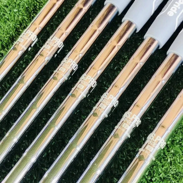 ชุดเหล็ก MIURA Giken MC-501 เหล็ก FORGED ที่ดีที่สุดในโลกจากญี่ปุ่น เป็นเหล็ก Muscle Cavity ขั้นเทพ ฟีลลิ่งนุ่มแน่น ไม้กอล์ฟพรีเมี่ยมมือสอง ของแท้ By NakaraLuxurious image 5 ชุดเหล็ก MIURA Giken MC-501 เหล็ก FORGED ที่ดีที่สุดในโลกจากญี่ปุ่น เป็นเหล็ก Muscle Cavity ขั้นเทพ ฟีลลิ่งนุ่มแน่น ไม้กอล์ฟพรีเมี่ยมมือสอง ของแท้ By NakaraLuxurious image 5