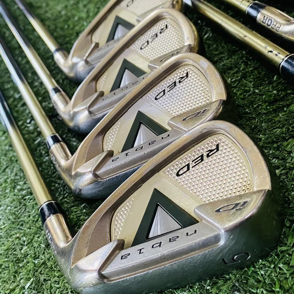 🔥IRON SET PRGR iD NABLA RED (GOLD EDITION) 🏆ของใหม่ชุดนี้ที่ญี่ปุ่นแพงมากๆ ตีดีมากก มีแผ่นหน้าเด้ง image 3 🔥IRON SET PRGR iD NABLA RED (GOLD EDITION) 🏆ของใหม่ชุดนี้ที่ญี่ปุ่นแพงมากๆ ตีดีมากก มีแผ่นหน้าเด้ง image 3