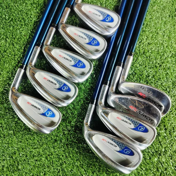  ชุดเหล็ก PROKENNEX MOMENTUM วัสดุ SUPER STEEL ตีนุ่มมาก และเด้งมากๆ ช่วยเรื่องระยะอย่างมาก รวมถึง CAVITY ที่ออกแบบมาให้ตีง่ายอย่างมาก ชดเชยความผิดพลาดสูง ตีตรง ตีไกลมาก ไม้กอล์ฟพรีเมี่ยมมือสอง ของแท้ By NakaraLuxurious   image 1