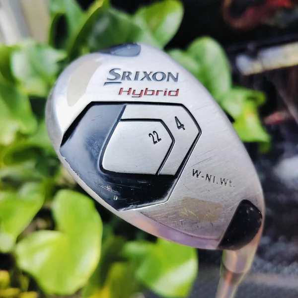 UT4 SRIXON HYBRID องศา 22 ก้าน DIMANA FLEX R รุ่นนี้วางทังสเตนไว้สองจุด ทำให้ตีตรงมากๆ และ CG ต่ำ ตีลอยง่ายๆ เสียงเพราะ ตีสนุกค่ะ ไม้กอล์ฟพรีเมี่ยมญี่ปุ่นมือสอง ของแท้ By NakaraLuxurious image 2 UT4 SRIXON HYBRID องศา 22 ก้าน DIMANA FLEX R รุ่นนี้วางทังสเตนไว้สองจุด ทำให้ตีตรงมากๆ และ CG ต่ำ ตีลอยง่ายๆ เสียงเพราะ ตีสนุกค่ะ ไม้กอล์ฟพรีเมี่ยมญี่ปุ่นมือสอง ของแท้ By NakaraLuxurious image 2