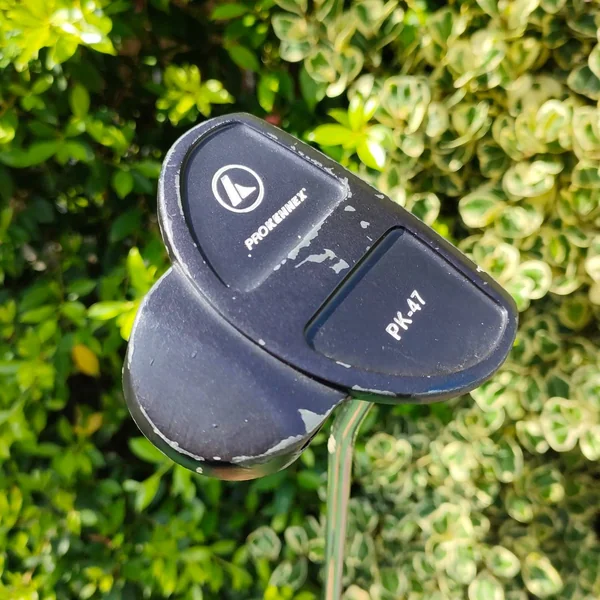 PUTTER PROKENNEX PK-47 ความยาว 34 นิ้ว เป็นแบบสามบอล เล็งง่ายมากกว่า และหน้าก็อินเซิร์ทครับ หน้าดีนะครับตัวนี้ เกาะไลน์หนึบๆเลยครับ image 2 PUTTER PROKENNEX PK-47 ความยาว 34 นิ้ว เป็นแบบสามบอล เล็งง่ายมากกว่า และหน้าก็อินเซิร์ทครับ หน้าดีนะครับตัวนี้ เกาะไลน์หนึบๆเลยครับ image 2