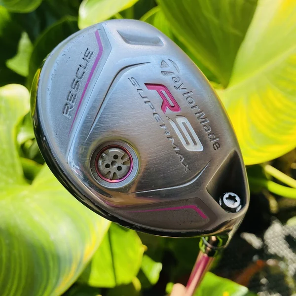 ** ไม้กอล์ฟผู้หญิง **🏌️♀️ UTILITY U4 TAYLORMADE R9 RESCUE SUPER MAX ⛳หายาก ตีง่ายและเบาที่สุด🎀 image 1 ** ไม้กอล์ฟผู้หญิง **🏌️♀️ UTILITY U4 TAYLORMADE R9 RESCUE SUPER MAX ⛳หายาก ตีง่ายและเบาที่สุด🎀 image 1