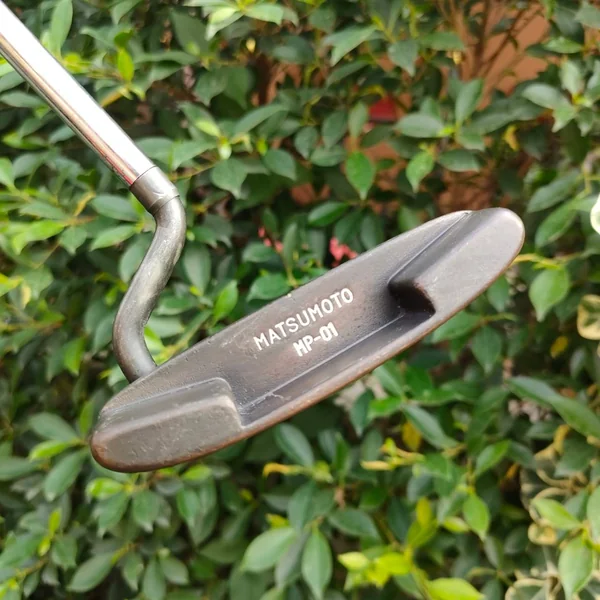 PUTTER MATSUMOTO MP-01 ความยาว 34 นิ้ว ก้าน HIROYUKI สุดยอดปรามาจารย์พัตเตอร์ จากญี่ปุ่น ที่ตามหากันเยอะมากๆ หายาก นานๆเข้ามาที ราคาของใหม่ ติดไว้ 28,800 เยน ตอนนี้มือสอง ในญี่ปุ่นแพงกว่ามือหนึ่งไปไกลแล้วครับ image 4 PUTTER MATSUMOTO MP-01 ความยาว 34 นิ้ว ก้าน HIROYUKI สุดยอดปรามาจารย์พัตเตอร์ จากญี่ปุ่น ที่ตามหากันเยอะมากๆ หายาก นานๆเข้ามาที ราคาของใหม่ ติดไว้ 28,800 เยน ตอนนี้มือสอง ในญี่ปุ่นแพงกว่ามือหนึ่งไปไกลแล้วครับ image 4