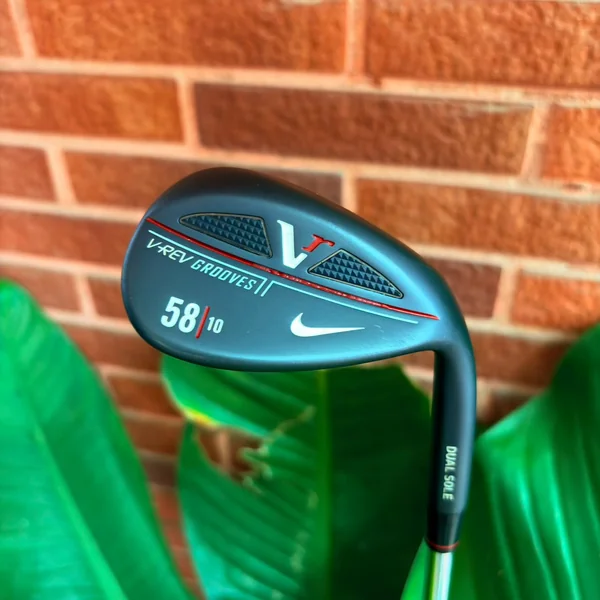 Wedge Nike VR V-Rev Satin Chrome Loft 58° ที่สุดแห่งพลังสปินและสัมผัสสั่งได้รอบกรีน image 1 Wedge Nike VR V-Rev Satin Chrome Loft 58° ที่สุดแห่งพลังสปินและสัมผัสสั่งได้รอบกรีน image 1