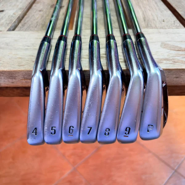 Iron Set Nike Victory Red Forged TW Blade หลอมรวมจิตวิญญาณแห่งชัยชนะของ "พญาเสือ" ไทเกอร์ วูดส์ image 7 Iron Set Nike Victory Red Forged TW Blade หลอมรวมจิตวิญญาณแห่งชัยชนะของ "พญาเสือ" ไทเกอร์ วูดส์ image 7