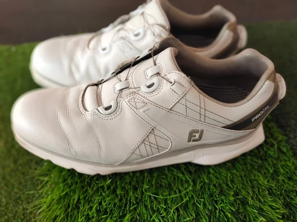 FOOTJOY Pro SL BOA รองเท้ากอล์ฟผู้ชาย มือสอง image 2 FOOTJOY Pro SL BOA รองเท้ากอล์ฟผู้ชาย มือสอง image 2