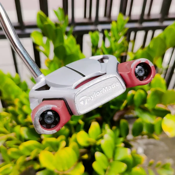  PUTTER TAYLORMADE SPIDER TOUR ความยาว 34 นิ้ว มาพร้อม COVER เดิมตรงรุ่น ชดเชยความผิดพลาดสูงสุด กระจายน้ำหนักได้ดีมาก ไม้กอล์ฟพรีเมี่ยมมือสอง ของแท้ By NakaraLuxurious   image 5