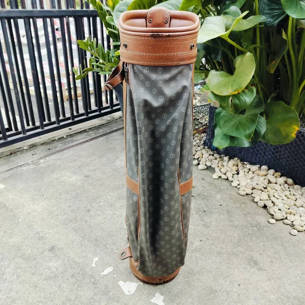 Italian Fashion Brands: Nazareno Gabrielli leather golf bag ถุงกอล์ฟแบรนด์เนม วินเทจสุดหรู ของแท้ หนังแท้ มือสอง ค่ะ ราคาปกติแพงมากๆ หายากมาก image 6 Italian Fashion Brands: Nazareno Gabrielli leather golf bag ถุงกอล์ฟแบรนด์เนม วินเทจสุดหรู ของแท้ หนังแท้ มือสอง ค่ะ ราคาปกติแพงมากๆ หายากมาก image 6