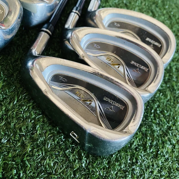 🌸ชุดเหล็กสุภาพสตรี TOURSTAGE ViQ CL (Full Iron Set) ⛳น้ำหนักเบาและนุ่มนวลเป็นพิเศษ สเปกญี่ปุ่นแท้🎀 image 3 🌸ชุดเหล็กสุภาพสตรี TOURSTAGE ViQ CL (Full Iron Set) ⛳น้ำหนักเบาและนุ่มนวลเป็นพิเศษ สเปกญี่ปุ่นแท้🎀 image 3